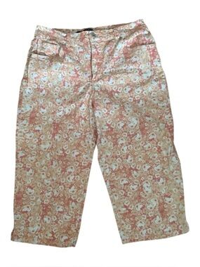 Gloria Vanderbilt Amanda High Rise Capri Pants Floral Pink White Stretch Twill